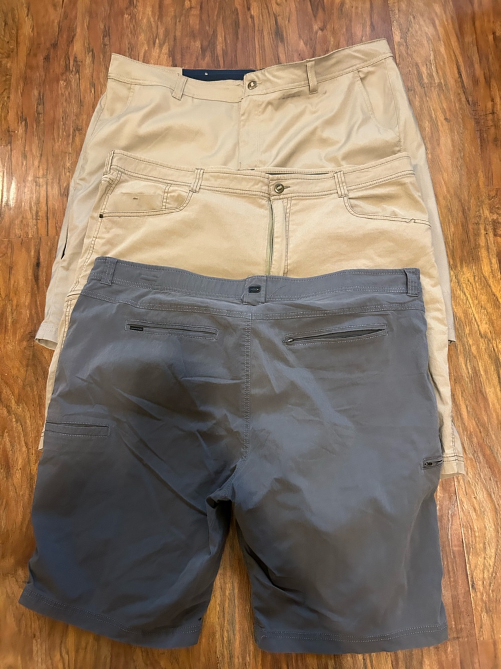 Hawke & Co Khaki and Charcoal Flat Front Men's Shorts Pack - Picture 6 of 12